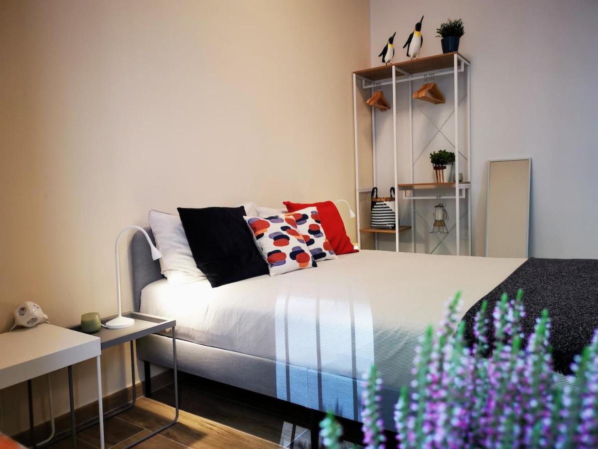 Appartamento Cozy 50 Meters From The Metro *